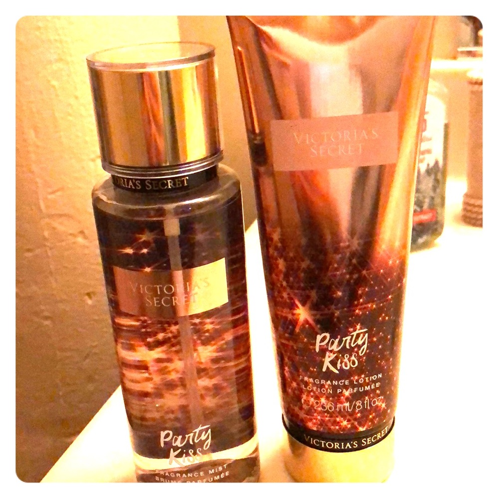 NWOT VICTORIA SECRET BODY SPRAY AND LOTION
